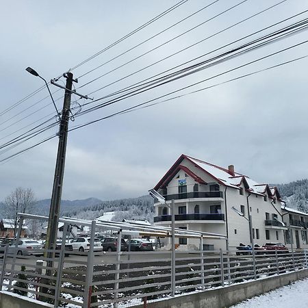 Soimii Bucovinei Residence Ватра Молдовицей Экстерьер фото